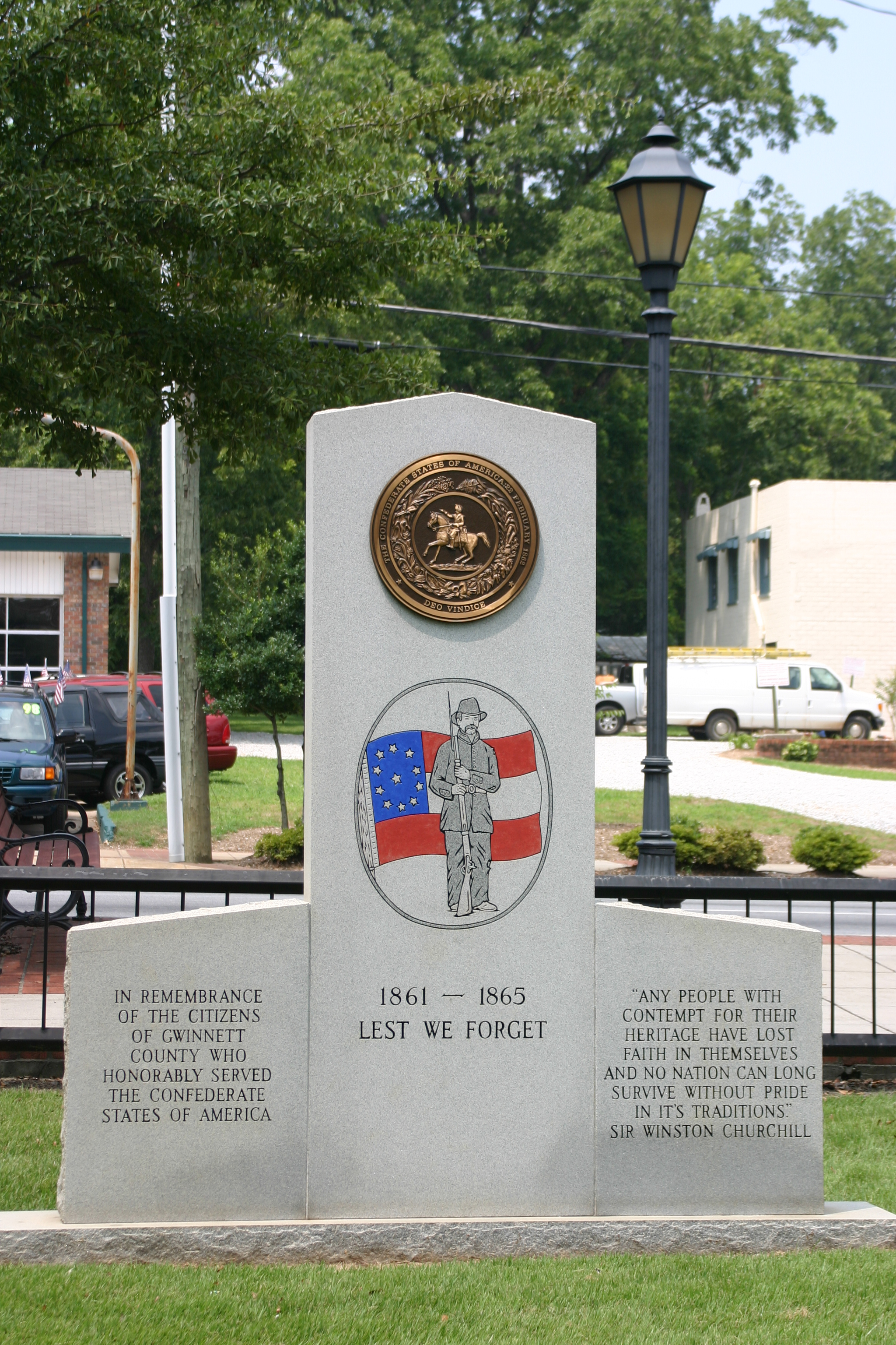 statue outside Gwinnett Historic Courthouse
